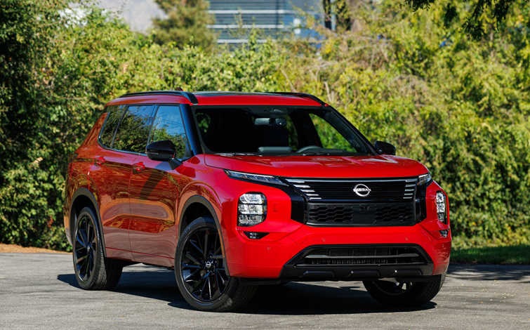 NissanStateline's tweet photo. 2026 Nissan Rogue. 201 HP turbo power, available Plug-In Hybrid, and a sleek 12.3” Google display. Standard Safety Shield 360 with available ProPILOT Assist 2.1. See current specials:
https://t.co/Zb5VHHKZdL

#24autogroup #newenglandgetsmoreat24 https://t.co/mFZIsyxWKN https://t.co/NEVbfcevMH