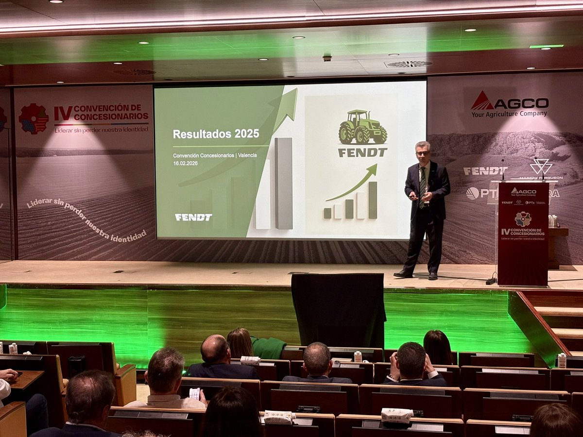 FendtSpain's tweet photo. Fendt consolidó su posición como una de las marcas líderes del mercado, matriculando 957 tractores, el mejor resultado de Fendt en unidades en la historia de la marca en España, y alcanzando un 8,6% de cuota, el segundo mejor registro histórico. 🔝💚 https://t.co/N3Hd3Hz6xN