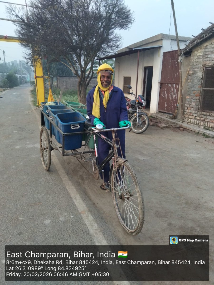 EcMotihari's tweet photo. #SBMG/#LSBA #SwachhtaWorkers in #Panchayats across various #Blocks consistently undertake daily D2D collection of Dry & Wet Waste,ensuring its #SystematicProcessing,#ScientificDisposal & #EffectiveSolidWasteManagement
@Dm_Motihari
@MoRD_GoI @MoJSDDWS @kumarvinuvinay @LSBA_Bihar https://t.co/54sT8cr5YZ