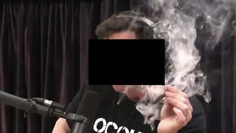 BREAKING: The Pentagon has officially released the image of the first captured alien