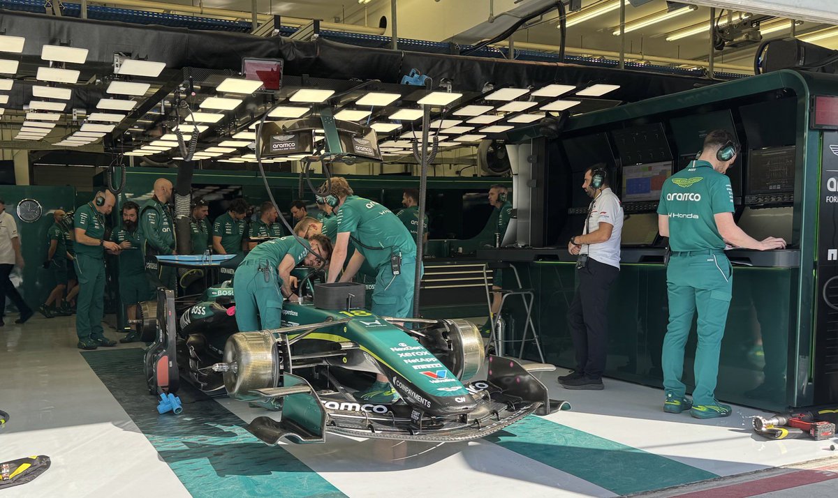 PitLane Motor tweet media