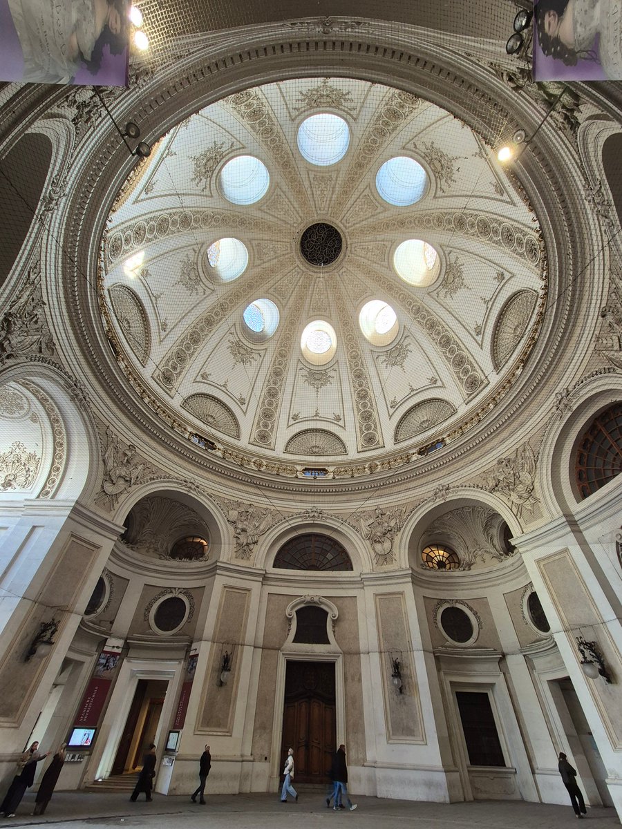 Only In Guides/The Urban Explorer tweet media