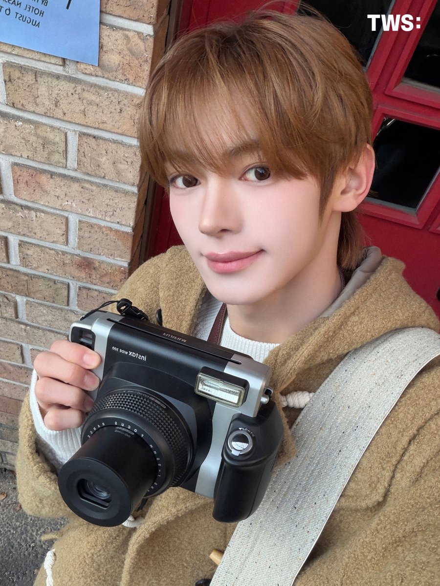 TWS (투어스) 한진 'Polaroid Love' COVER Photo Sketch

weverse.io/tws/media/4-22…

#HANJIN #한진
#TWS #투어스 #247WithUs
