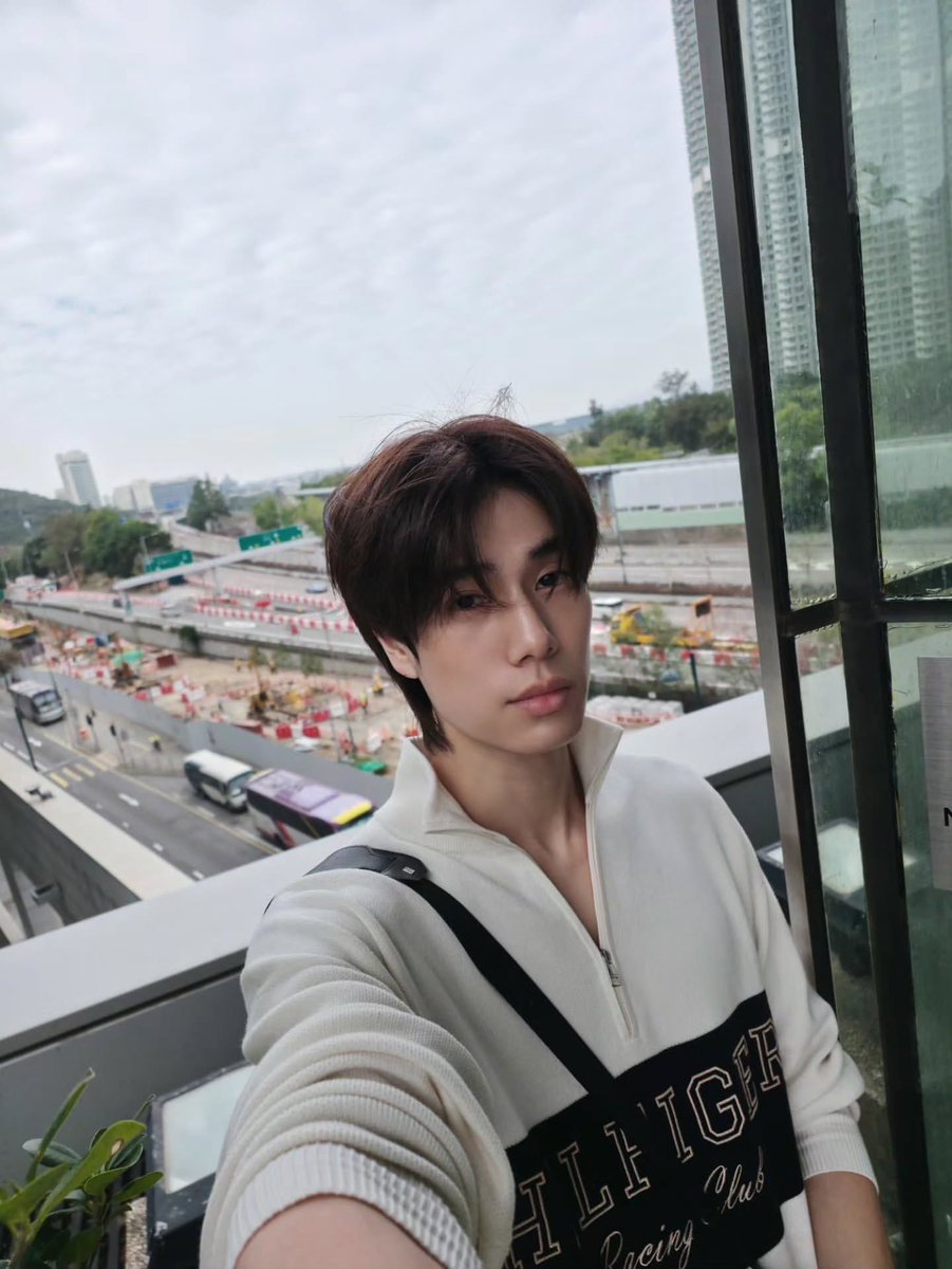 Phuwin Official Fans tweet media