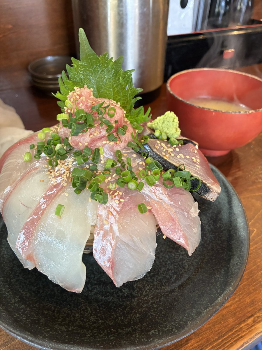 シイザカ@春M3一展I-07ab (@sayuri_41zaka) on Twitter photo 