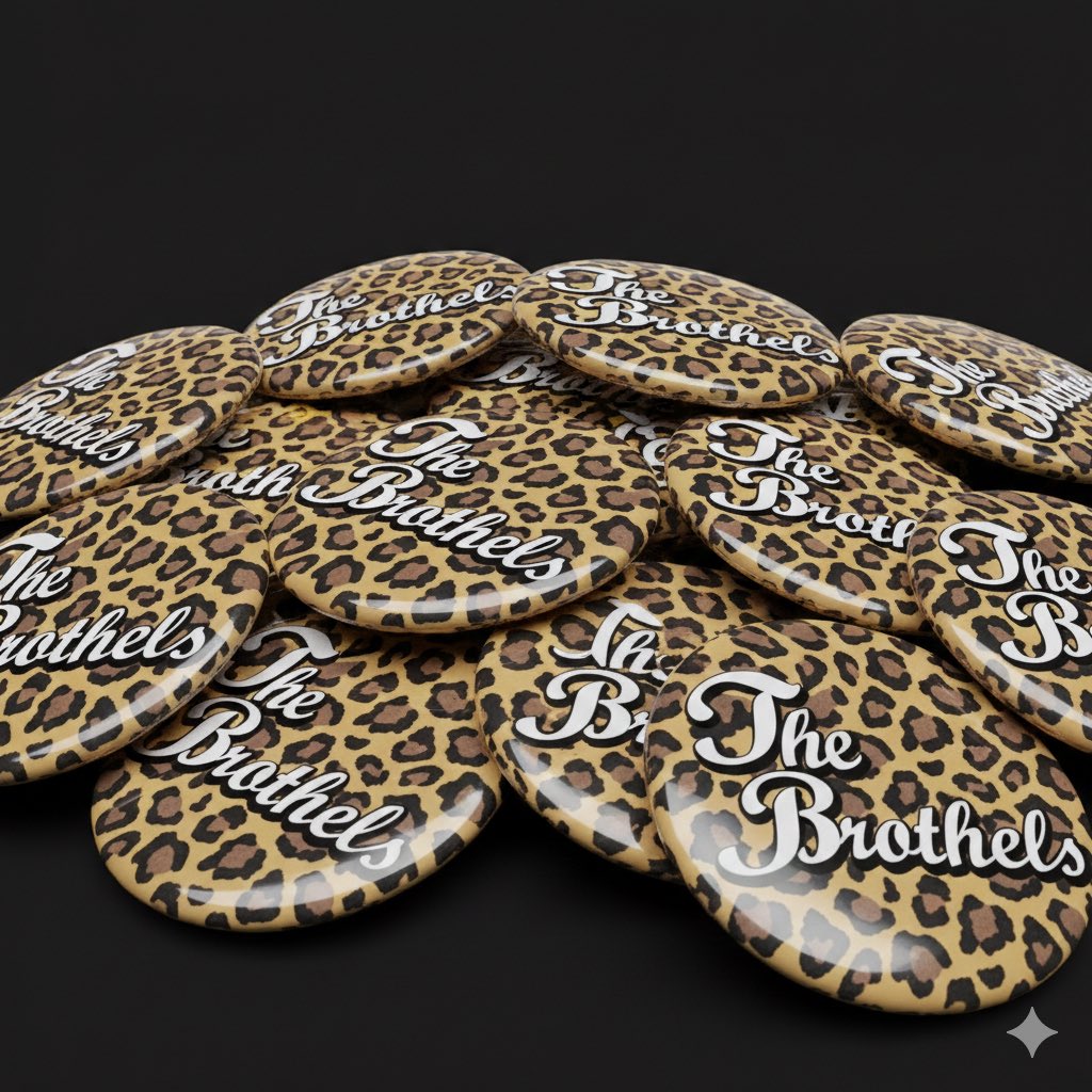 thebrothels's tweet photo. THE BROTHELS BADGE'S
こいつとこいつは地元のブラザー
THRASHOUTのKENZO @Bs04Mr によるロゴデザイン！！
KENZOのイメージで仕上げくれました！！
どちらも素敵🔥 https://t.co/Un5GTQ5tyz