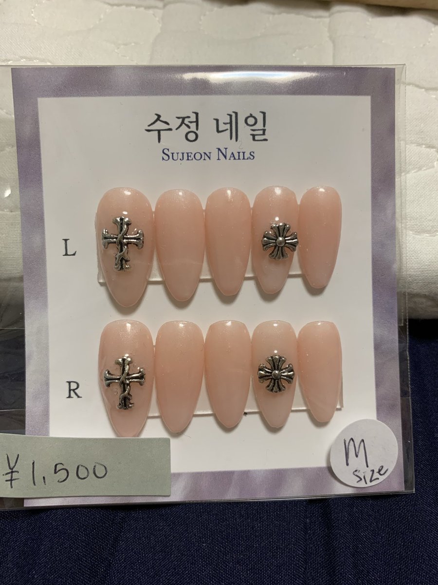 Charlie_Tipsy_at_the_Bar tweet media