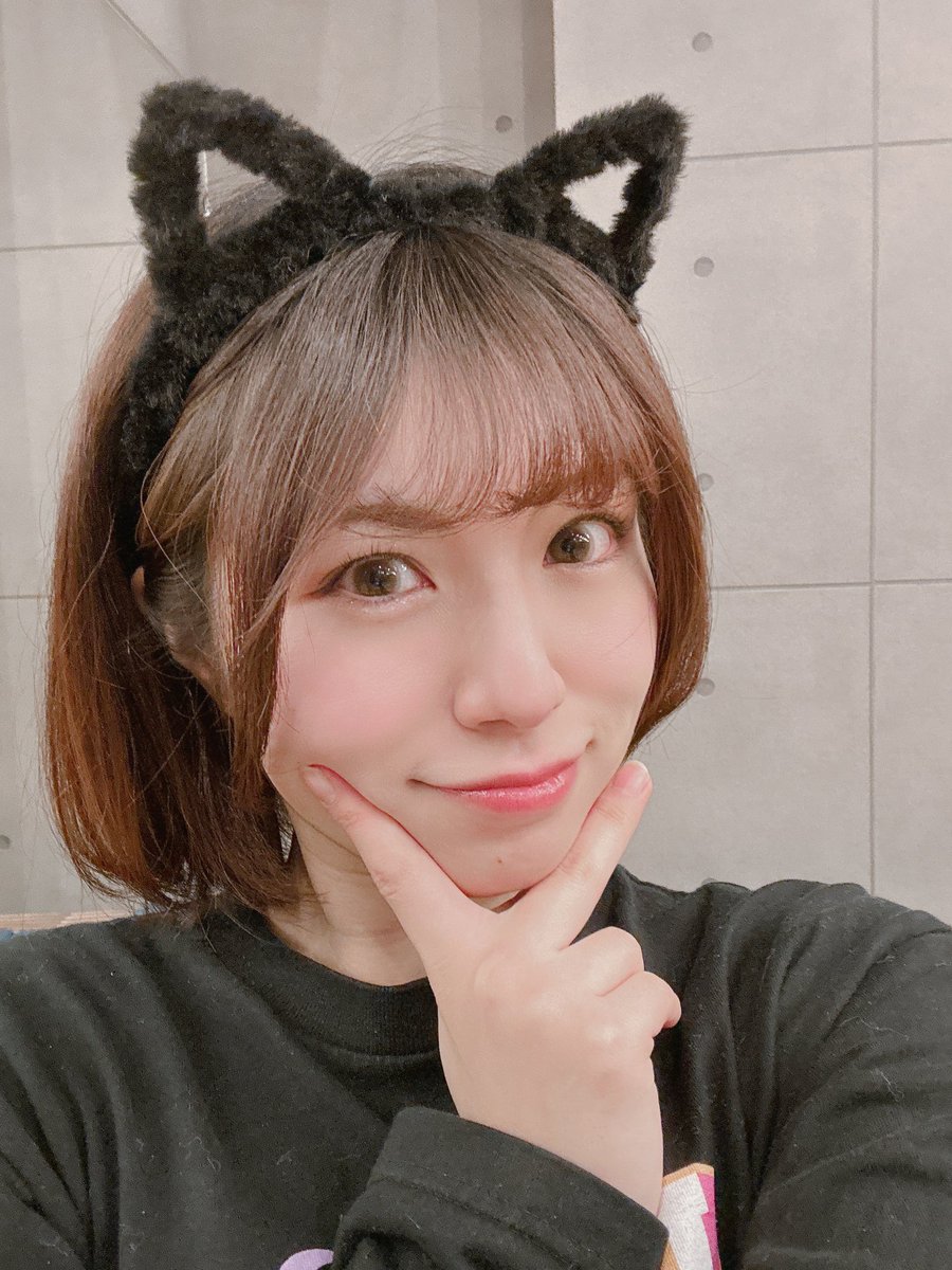 park_latte's tweet photo. 2/22はにゃんだふるぱーてぃ🐈‍⬛🐾💛 https://t.co/EG0xvR2mFW