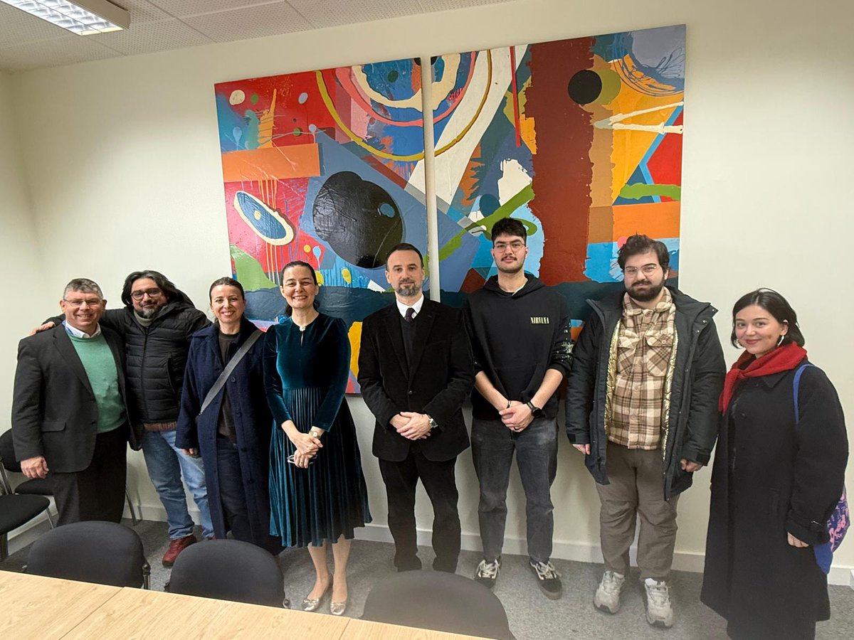 EdinburgEA's tweet photo. Dundee Üniversitesinde öğrenim gören öğrencilerimiz ve akademisyenler ile bir araya geldik. Görüşmelerde ögrencilerimizin talepleri Üniversite yetkililerine iletildi. https://t.co/I9hfRb9QeN