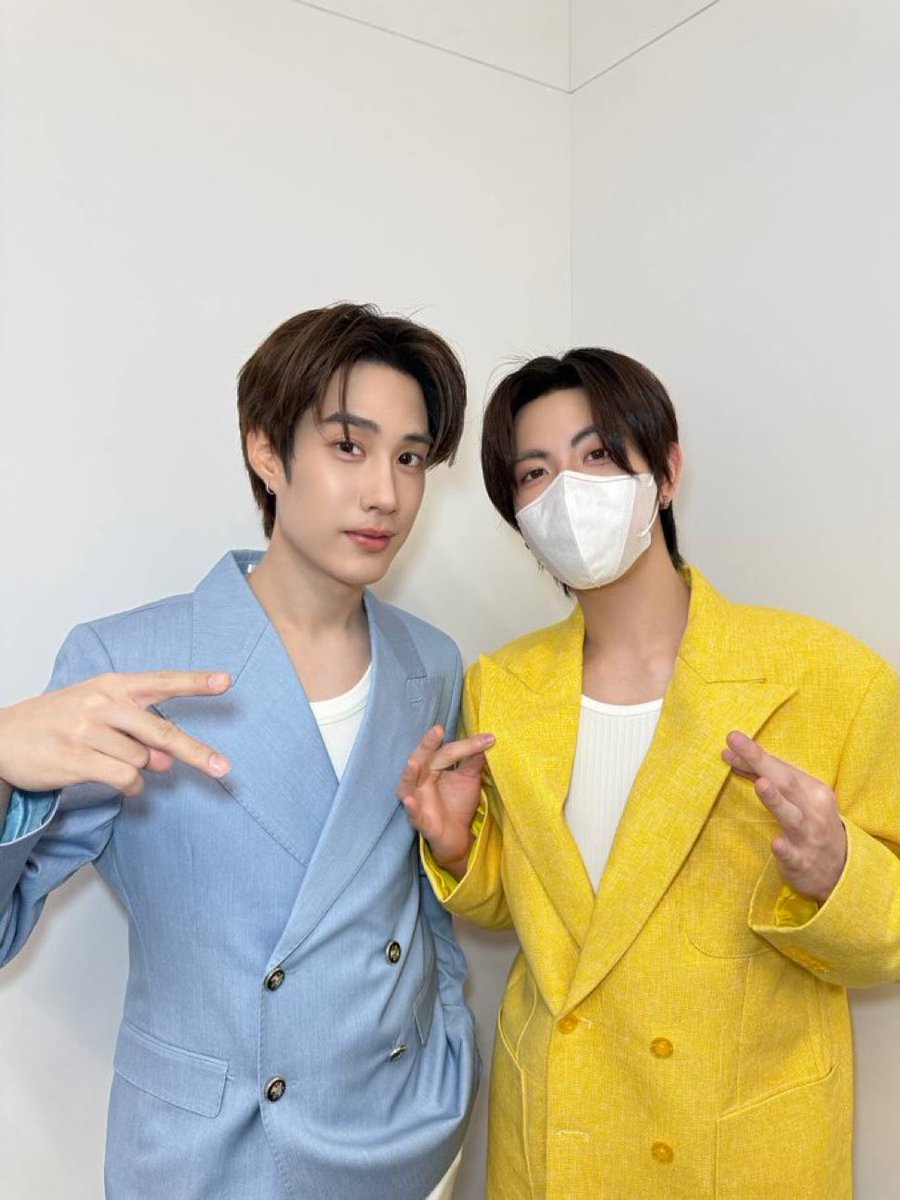 TLEOFFICIALTH's tweet image. ตอฟ. ขอขอบคุณทาง @dermaangel_th ที่ให้เกียรติเชิญ "พี่เติ้ล" น้องเฟิร์สวัน มาพูดคุย และทำกิจกรรมกับทางแบรนด์วันนี้ ในงาน ##DermaAngelxTFO นะคะ 🩵💫🙏🏻

ขอขอบคุณทีมหน้างาน ที่แบ่งปันภาพบรรยากาศน่ารัก ๆ ภายในงาน และทีมหน้าจอที่ส่งกำลังใจผ่านแท็กให้ทั้งคู่ด้วยนะคะ