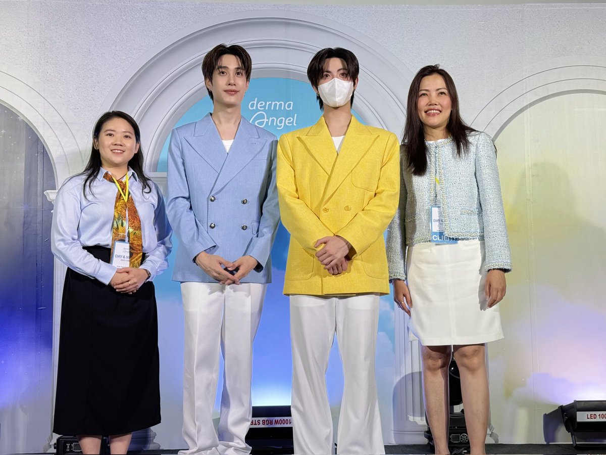 TLEOFFICIALTH's tweet image. ตอฟ. ขอขอบคุณทาง @dermaangel_th ที่ให้เกียรติเชิญ "พี่เติ้ล" น้องเฟิร์สวัน มาพูดคุย และทำกิจกรรมกับทางแบรนด์วันนี้ ในงาน ##DermaAngelxTFO นะคะ 🩵💫🙏🏻

ขอขอบคุณทีมหน้างาน ที่แบ่งปันภาพบรรยากาศน่ารัก ๆ ภายในงาน และทีมหน้าจอที่ส่งกำลังใจผ่านแท็กให้ทั้งคู่ด้วยนะคะ