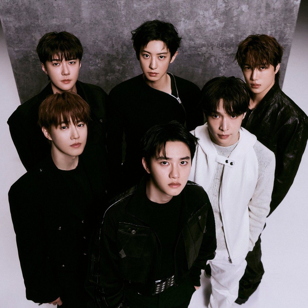 OneilyMusic's tweet photo. EXO’s “Crown” becomes the sixth 2026 song to exceed 1 million cumulative unique listeners on MelOn. https://t.co/tZjHtf5wnm