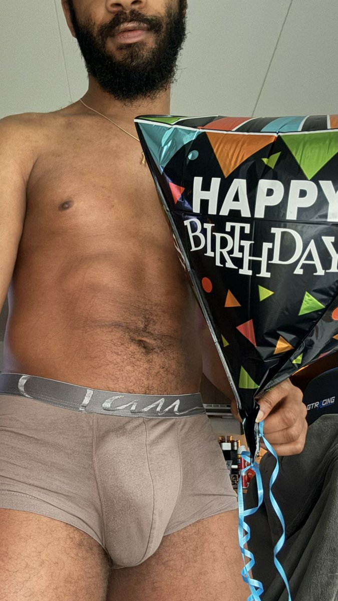 🅷🅾🅽🅴🆈 tweet media