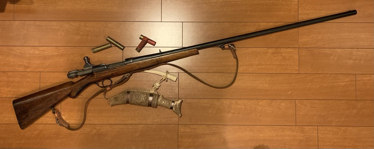 no0side8no0side's tweet photo. ゴールデンカムイが絶賛放送中ですが…
元道民、現役ハンター、猟でマキリや現役有稼働の村田式猟銃使ったりする変人が通りますよ〜 https://t.co/C9cvLaoMoA