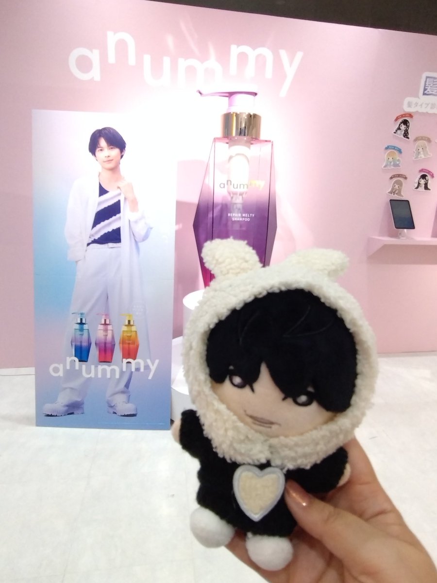 anummyのポップアップ行ってきた 🖤 店内メルヘン空間でとても可愛かっ