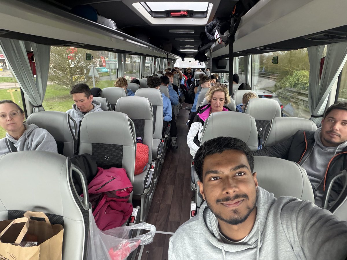 Coombe Ski Trip tweet media