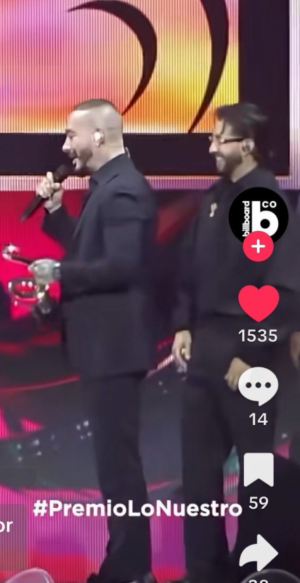 JBalvinMedia tweet media