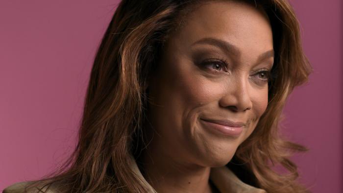 wat is er te doen vanavond? netflix en poppers? Die nieuwe america’s next top model docu is aan het spelen 🤔