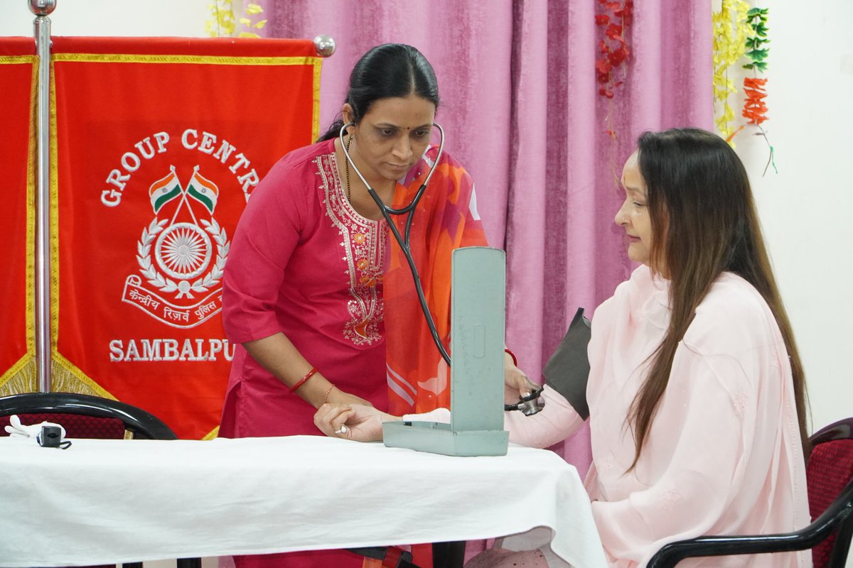 rcwasbp's tweet photo. Today organised a lecture on Cardiac wellness drive Health diet awareness,cardiac check up CPR training,and Yoga Session related to cardiac health.All family members participated enthusiastically .
@cwacrpf 
@OdishaSector 
@gccrpfsbp https://t.co/XsDhpGzi5L