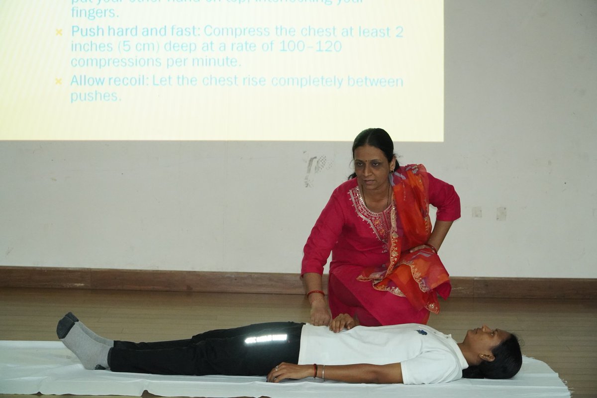 rcwasbp's tweet photo. Today organised a lecture on Cardiac wellness drive Health diet awareness,cardiac check up CPR training,and Yoga Session related to cardiac health.All family members participated enthusiastically .
@cwacrpf 
@OdishaSector 
@gccrpfsbp https://t.co/XsDhpGzi5L