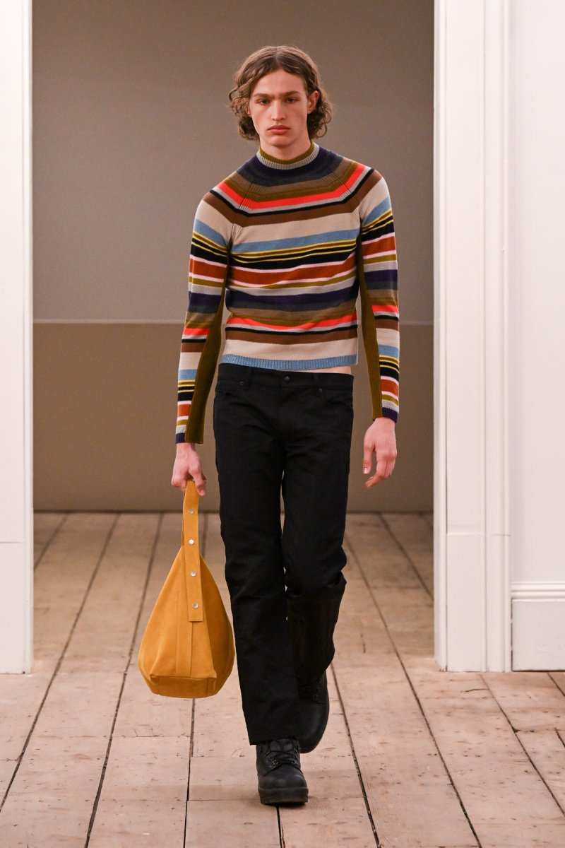 Fuckingyoung's tweet image. ECKHAUS LATTA Fall/Winter 2026 #NYFW 
fuckingyoung.es/eckhaus-latta-…