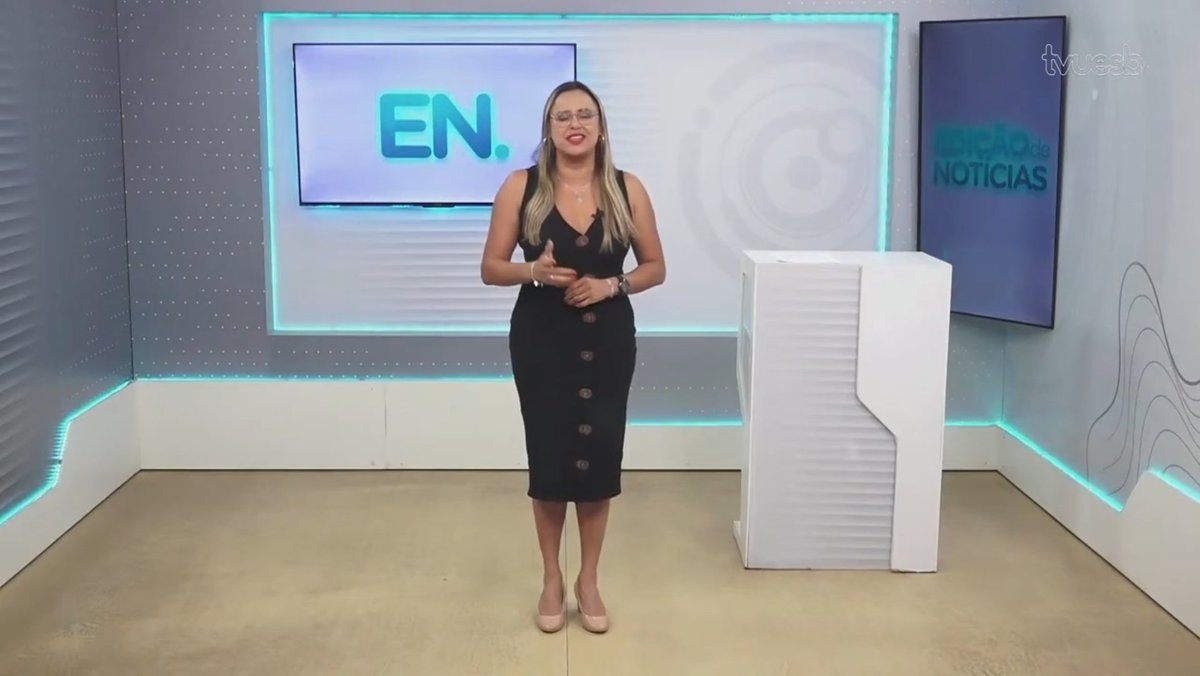 ogildasioamaral's tweet photo. E HOJE TEM FESTA NA @TVUESB
Jacqueline Silva, âncora do Edição de Notícias e do Especial Rock Na Veia, está fazendo aniversário hoje!!
Parabéns Jacqueline, muitas felicidades, saúde, paz, muitos anos de vida e tudo de bom!! 🥳🥳 https://t.co/thRbdwOUWM