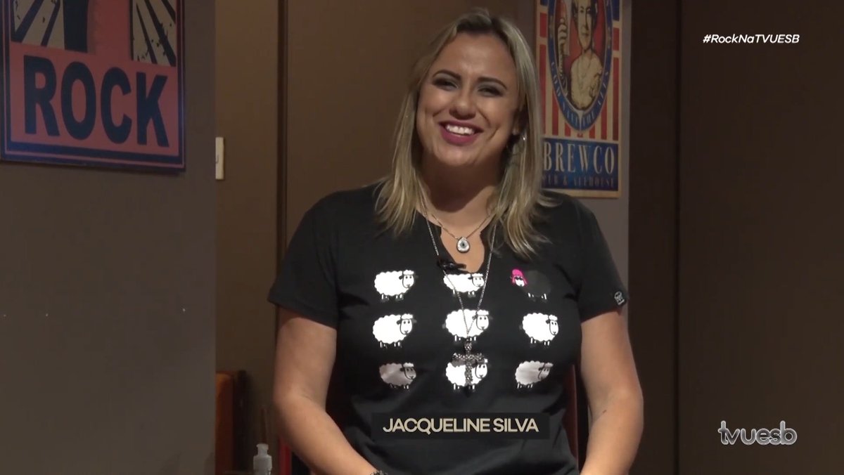 ogildasioamaral's tweet photo. E HOJE TEM FESTA NA @TVUESB
Jacqueline Silva, âncora do Edição de Notícias e do Especial Rock Na Veia, está fazendo aniversário hoje!!
Parabéns Jacqueline, muitas felicidades, saúde, paz, muitos anos de vida e tudo de bom!! 🥳🥳 https://t.co/thRbdwOUWM