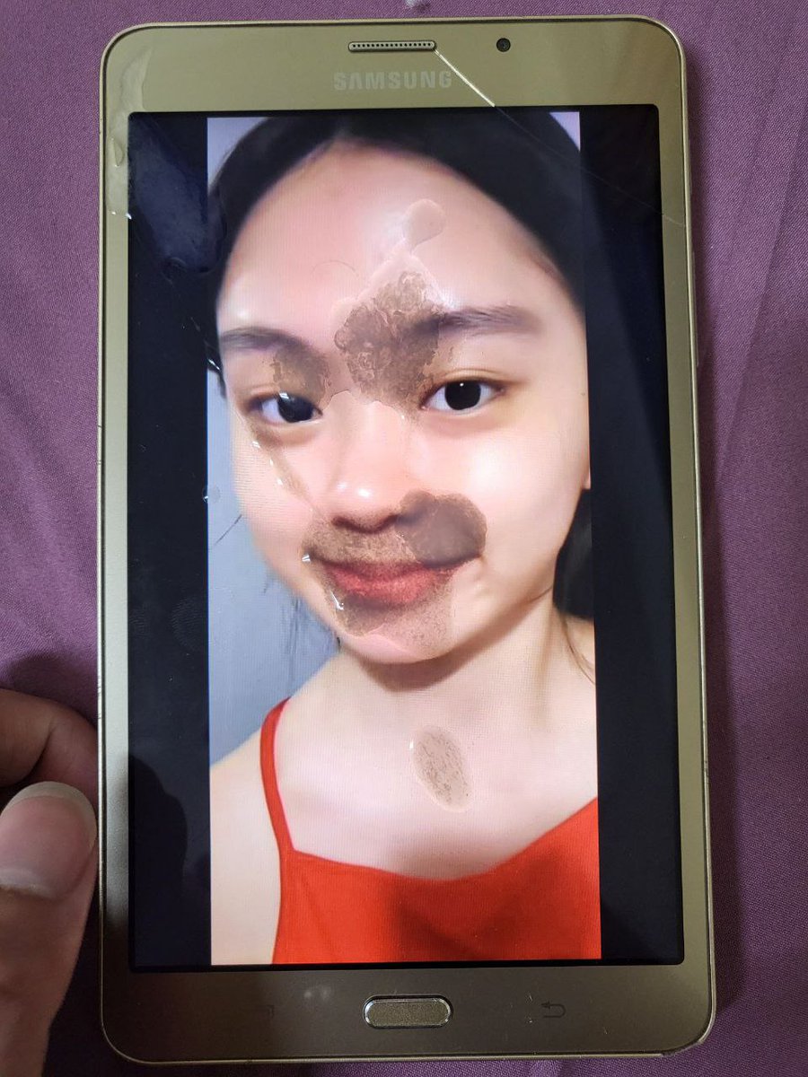 WeilinChong's tweet photo. Enak lagi Muka kau @Keziiacute #pejuhinfoto #kezii #tributecum https://t.co/O0rC6BXBkK