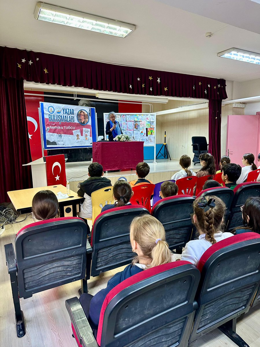 Ben Okuyorum, İstanbul Okuyor Projesi kapsamında, usta yazar Kemalettin Tuğcu’nun yeğeni, değerli yazar Nemika Tuğcu okulumuzda 5.sınıf öğrencilerimizle bir araya geldi.
<a href="/catalca_mem/">Çatalca İlçe Millî Eğitim Müdürlüğü</a>