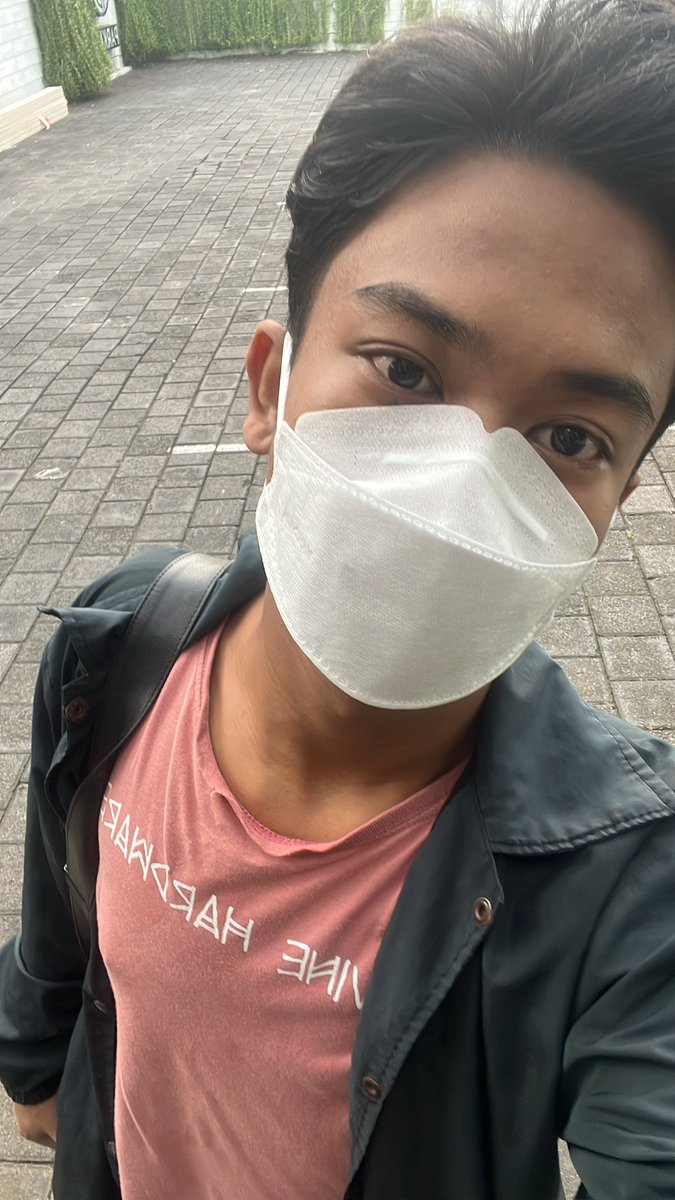 18Amerta's tweet photo. hmm 😷 https://t.co/sDFZRIQA00