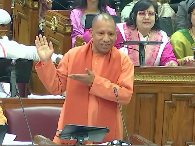 मूल जानना बड़ा कठिन है नदियों का, वीरों का,
धनुष छोड़कर और गोत्र क्या होता है रणधीरों का?
पाते हैं सम्मान तपोबल से भूतल पर शूर,
'जाति-जाति' का शोर मचाते केवल कायर, क्रूर।"

- रामधारी सिंह दिनकर

Yogi Adityanath resonated the same in Uttar Pradesh Assembly today