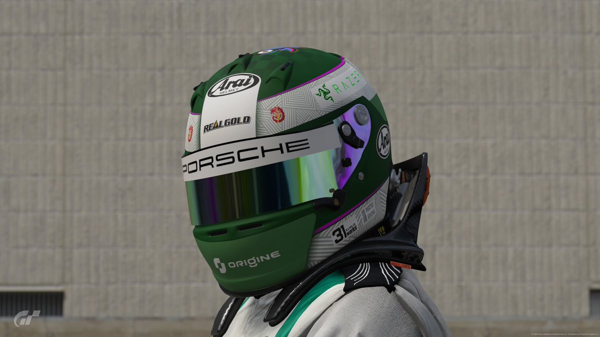 PonRacing_FScom's tweet photo. 今回のヘルメットは@Parado_X_Parado さんに
作成してもらいました
デザインも色も何もかも完璧すぎてとても
気に入ってます。最高です
Origineのスーツは自作しました https://t.co/dUNzdkQdgg