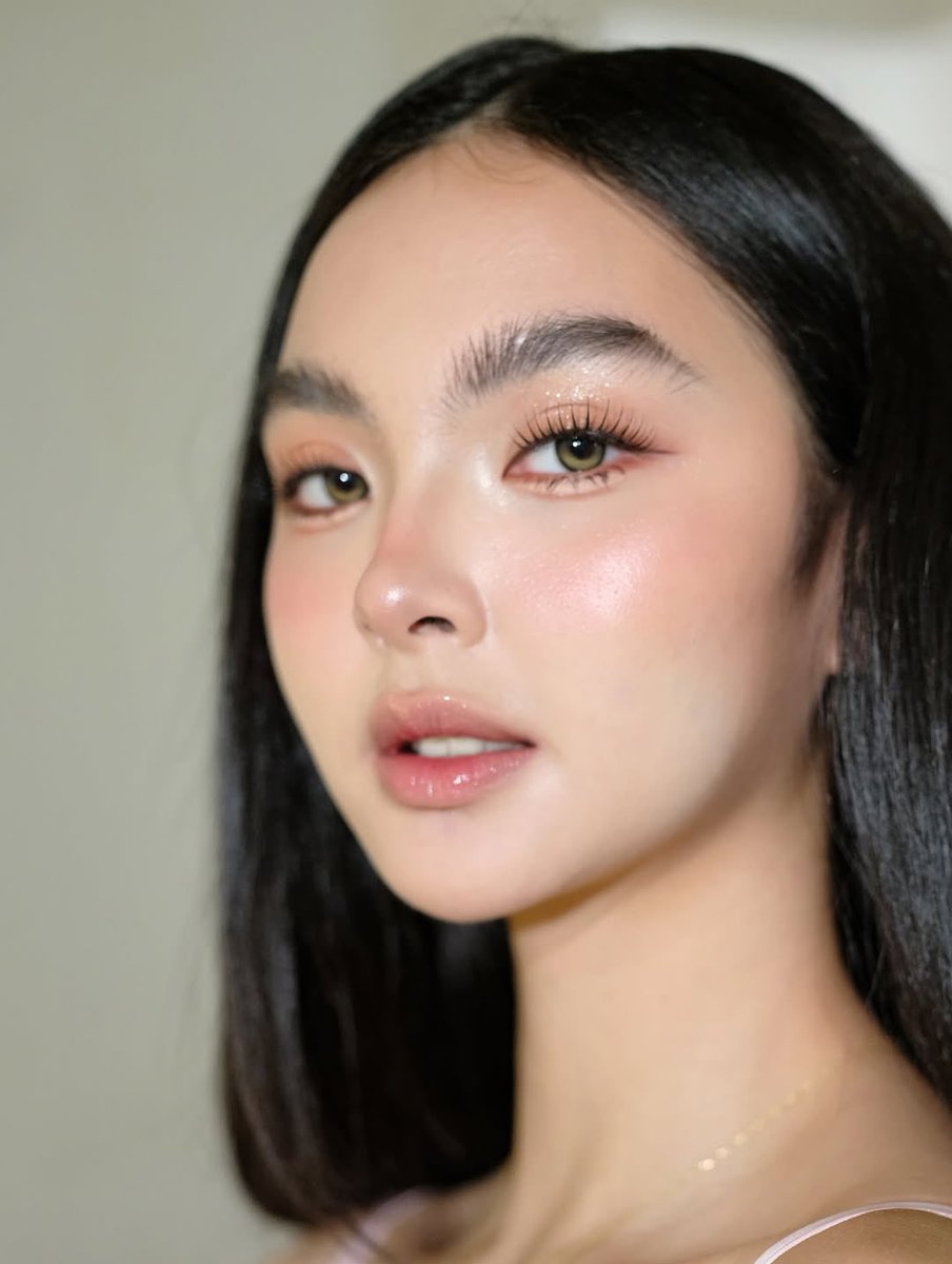 she looks like a blythe doll 😩🩷

#KaiMontinola