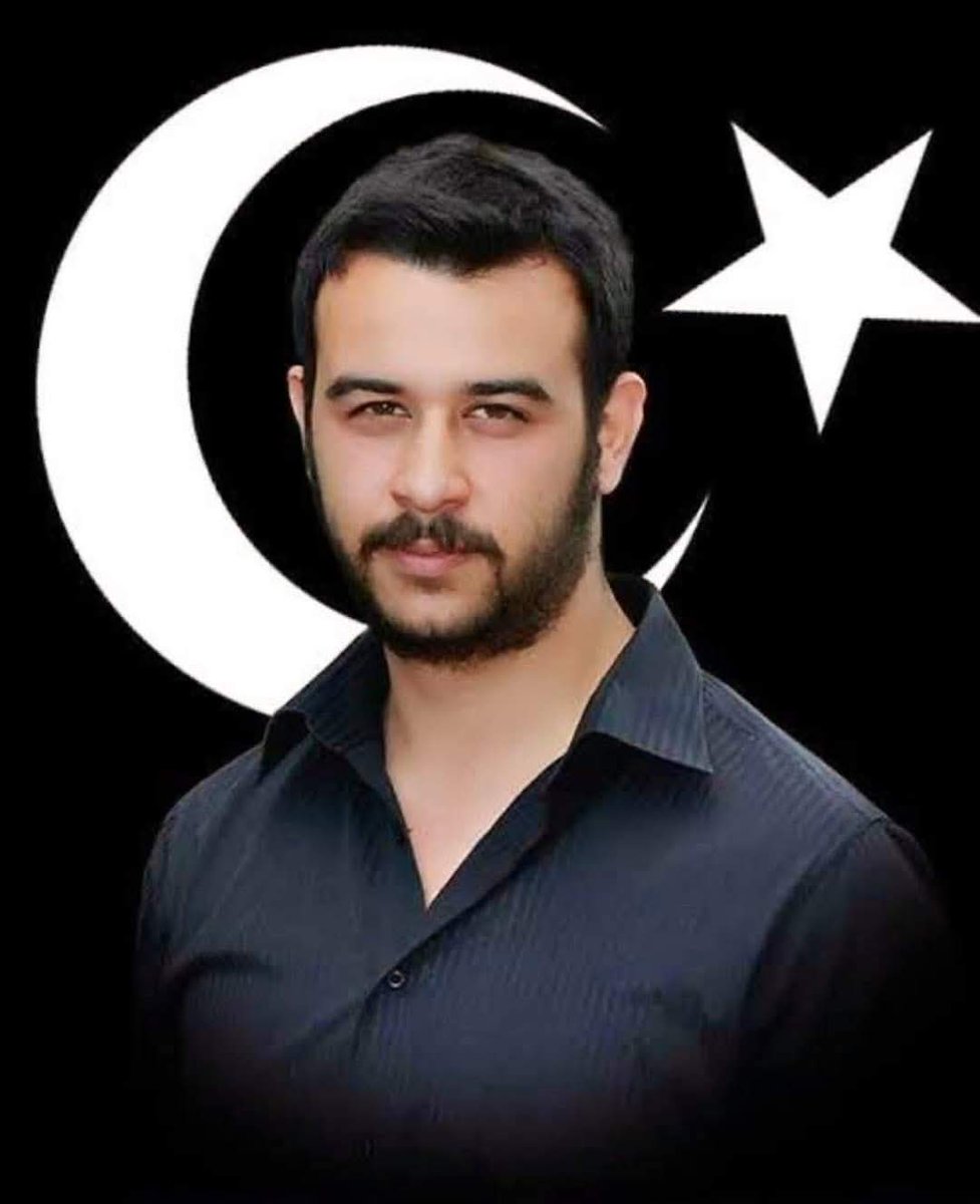 BİZ YİNE KAVGADA OLACAĞIZ
son barikat yıkılsa da siper olacak göğsümüz
biz ölsek de biliriz söylenecek TÜRKÜMÜZ..
 #FıratÇakıroğlu ÖLÜMSÜZDÜR.