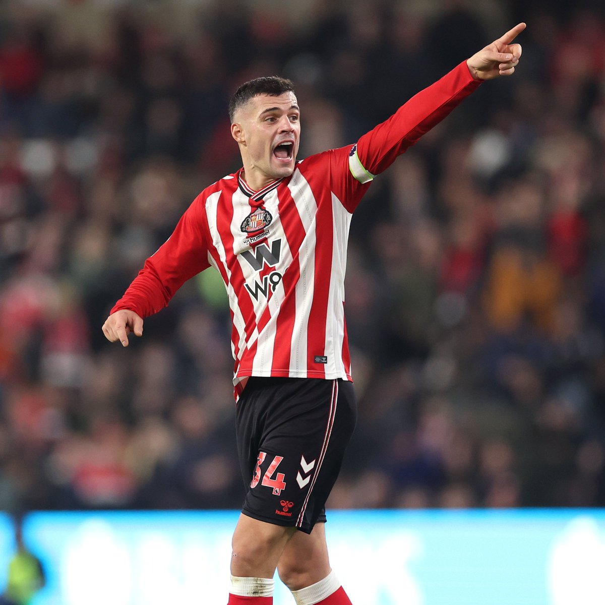 😍 RLB on Granit Xhaka:

‘Granit has more or less trained fully this week, so he is available for selection.’