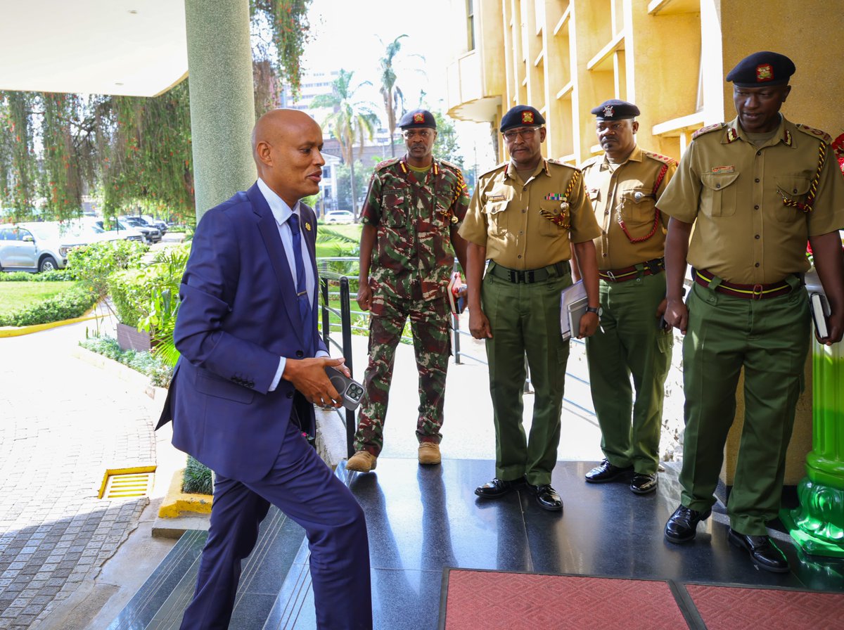 PoliceKE's tweet photo. The Inspector General (IG) of the National Police Service, Douglas Kanja today met the Departmental Committee on Administration and Internal Security to apprise  members on the status of implementation of the 2025/2026 budget  and projections for the  2026/2027 financial  year. 

The IG was accompanied by the DIG, Kenya Police Service, Eliud Lagat, the DIG Administration Police Service, Gilbert Masengeli and the DCI Mohammed Amin among other Senior Police officers.
