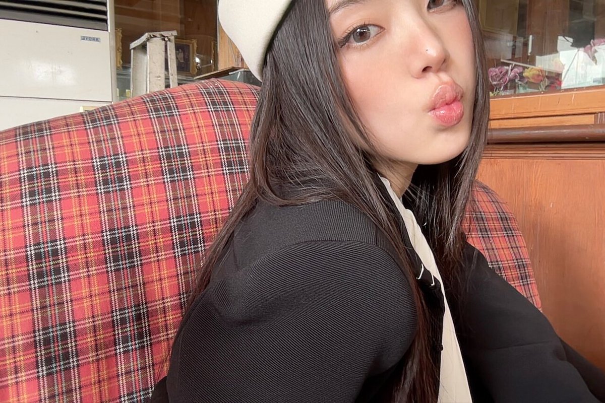 selfolssi ♤ tweet media