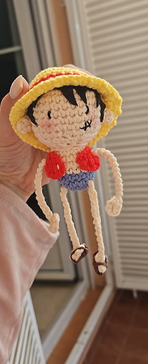 Ooootro Luffy terminado! Ya solo faltan 2173120873081273 (es broma, quedan 4)