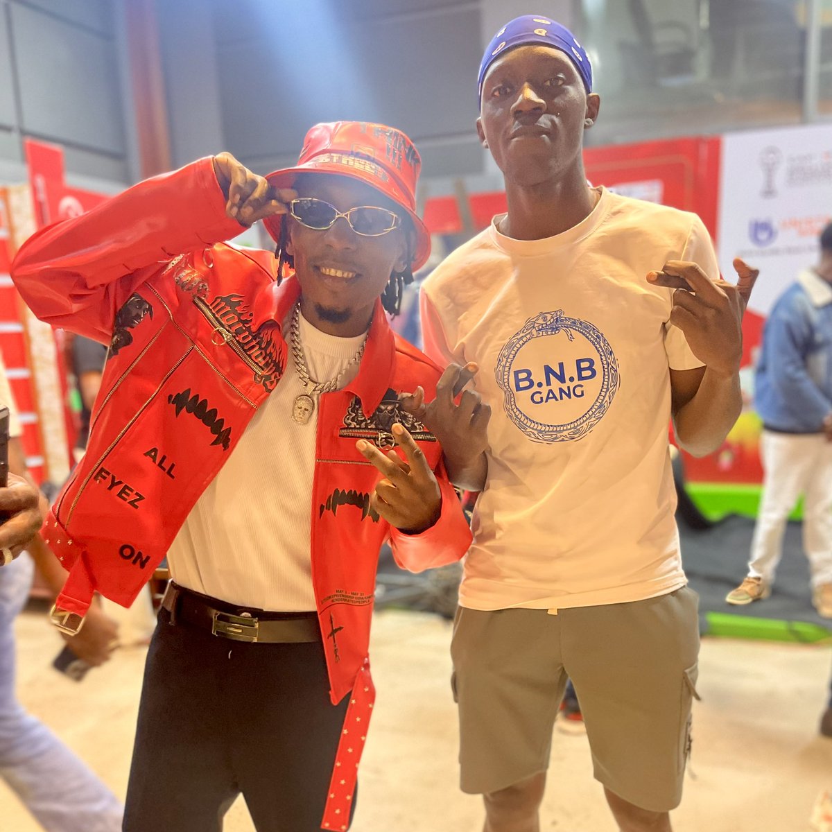 reydoc5's tweet image. Big up to FYNO, one of Ugandas best  lyricists. Am such a big fun my brodah 😎

Don’t forget to stream NEERA on all streaming platforms. Gdddrrrtt 🤞🏿💙 
@FynoUg @fynoug_official 
#blueboys💙 #reydoc #biggestboy #bnbgang