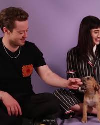 Daily Joseph Quinn picture challenge: if you would like to join in, please share your favourite pictures or GIFs (no private pictures or GIFs, please). Today is your favourite pic/gif of Joe with a dog.