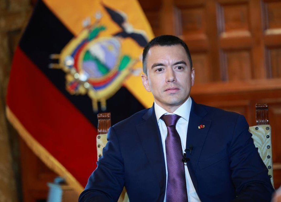 Politics Ec tweet media