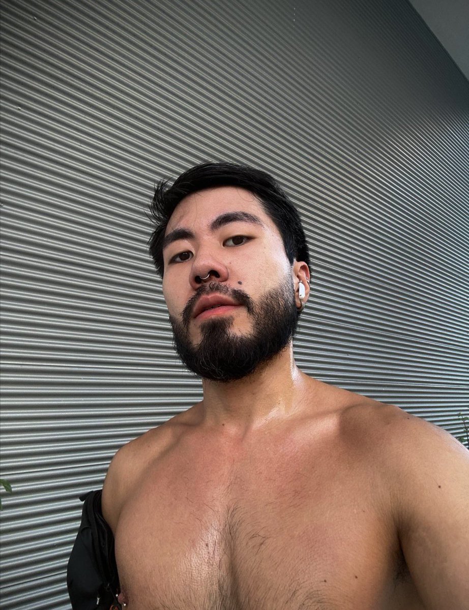 Hiro ☀️ tweet media
