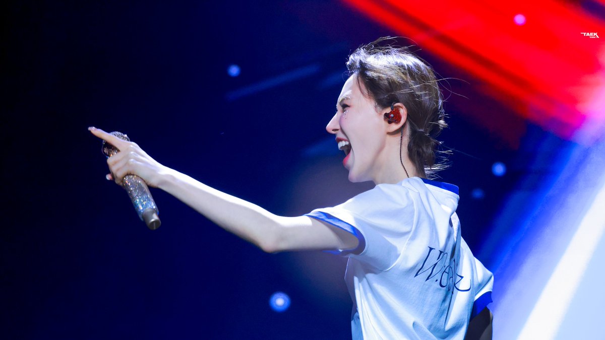 우리 와니 생일 축하해🩵🎉
눈부신 하늘 아래서 더 자유롭고 행복하길 바래 ✨

#웬디와세상을파랗게
#Chapter32WithWendy
#웬디 #WENDY