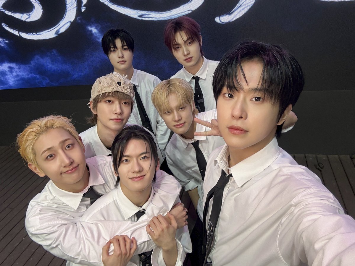 [📸] 

260220 2026 Drop the NEWBEAT : 𝙉𝙀𝙐𝙍𝙊 𝟭𝟬𝟬𝟬 𝙋𝙍𝙊𝙅𝙀𝘾𝙏 - Daejeon 1일차 완료

길 한복판에서 버스킹 하기! ✅️

#NEWBEAT #뉴비트
#DroptheNEWBEAT
#NEURO1000PROJECT
#CONCERT