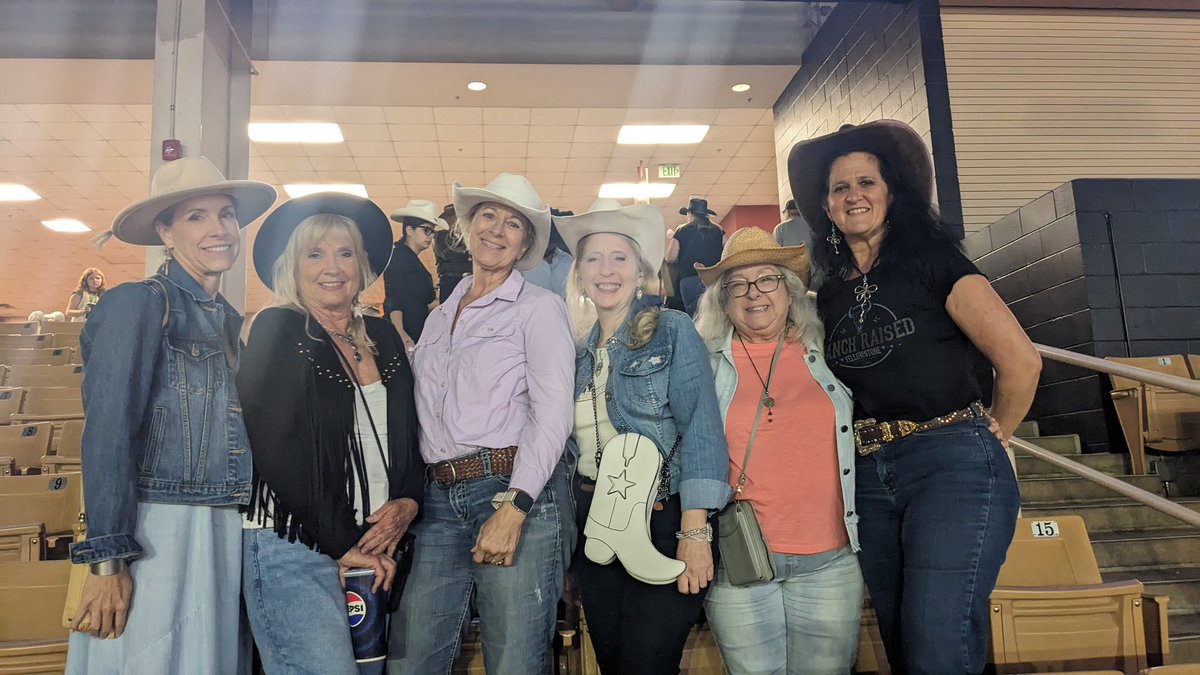 Sminichino1970's tweet photo. #Friday #TwoRedStirrers #BeKind #Karma ☕❤️😊 💯 #FamilyPrayers #GoodMorning #February #Goals #GoodBetterBest #OneDayAtATime #rodeo fun -- great time!! 🏇🤠 https://t.co/BvYYqXDkwp