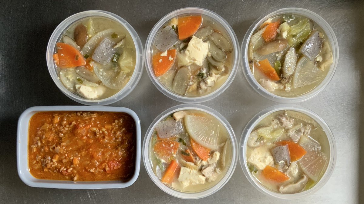 #ぱるのつくりおき 
最近マイブームの重ね煮で。
だしいらず！
豚汁ストックとミートソース