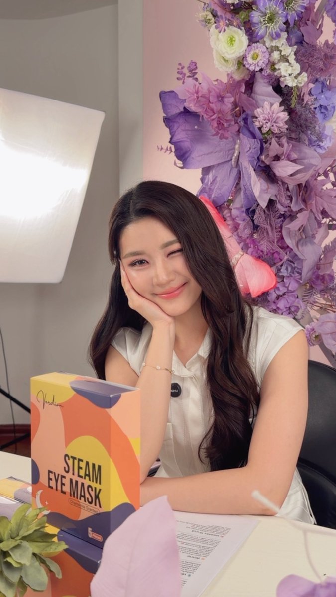 คนสวย โฮกกกก

GINNY LIVE WITH VERIDIAN
#VERIDIANHNYXGINNY