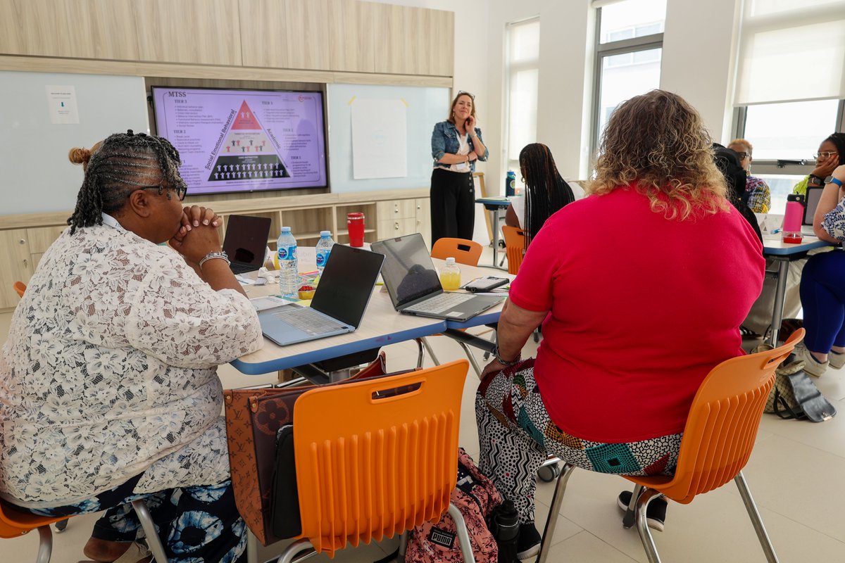 American International School of Lagos tweet media