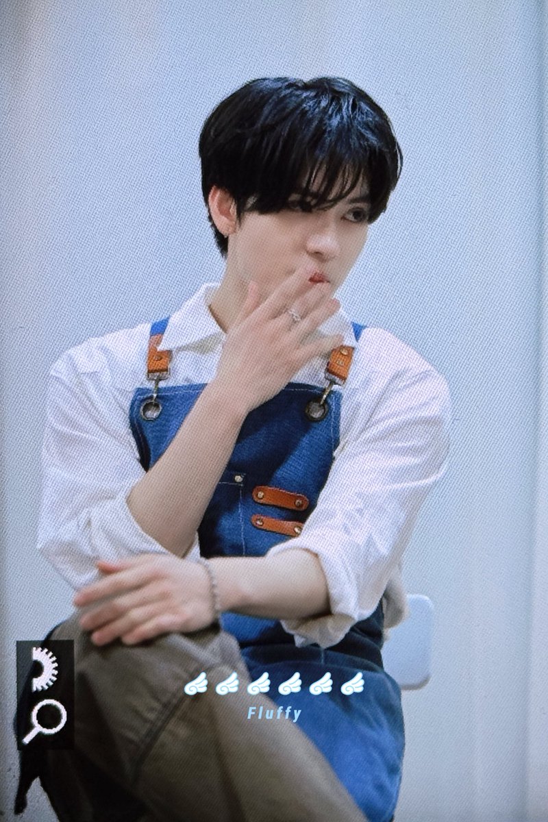 fluffy_0411's tweet photo. 260220 ☕️☕️☕️
#POW #파우 #요치 #YORCH https://t.co/1AOHirFcDt