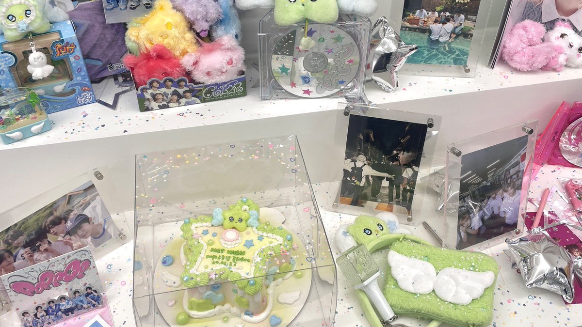 marryiku's tweet photo. Palette wish
#네가_가르쳐줘서_좋아하게_된_컬러
#위시가_좋아하는_색을_우리가_모을게 https://t.co/tnTV0zX9bz